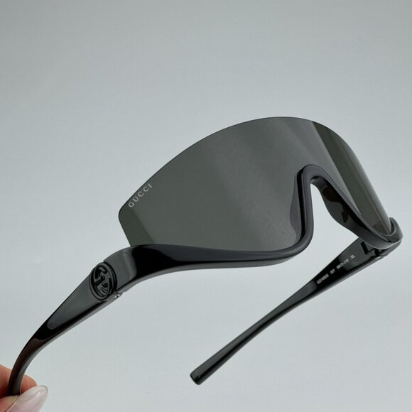 Gucci GG1650S 001 BRAND NEW Sunglasses Black Grey Unisex Shield Mask - Picture 1 of 10